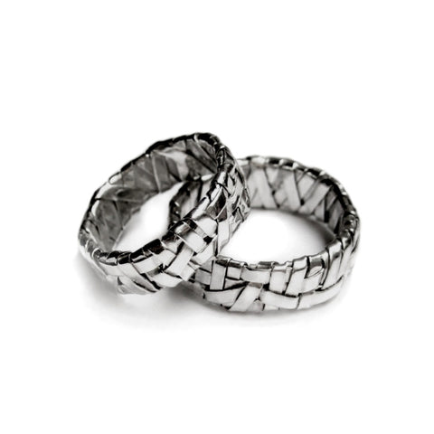 silver partnership rings by art jewellery designer gurgel-segrillo