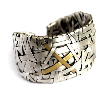 woven cuff bracelet handcrafted in silver and gold by contemporary jewellery designer gurgel-segrillo
