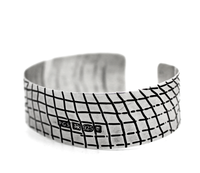 skin series of contemporary jewellery - hallmarked sterling silver cuff by artist designer maker gurgel-segrillo